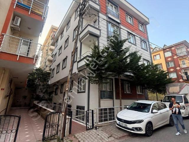 Ümraniye Çakmak Yenigün Sokak Da Kiralık Daire