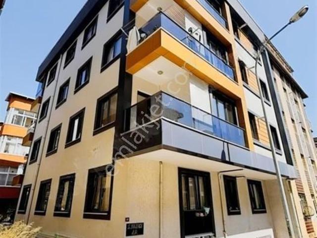 Ümraniye Çakmak Mah 4+1 Kiralık Daire