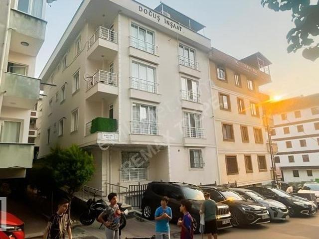 Ümraniye Çakmak'ta 2+1 Yüksek Giriş Satılık Daire
