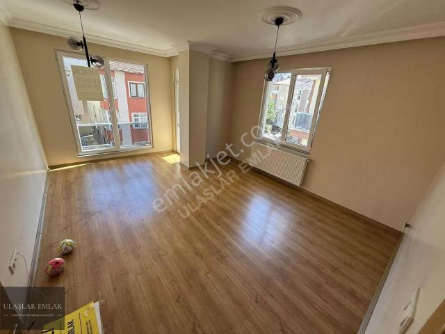 Ümraniye Armağanevler Mah 2+1 92m Kiralık Arakat Otoparklı Daire