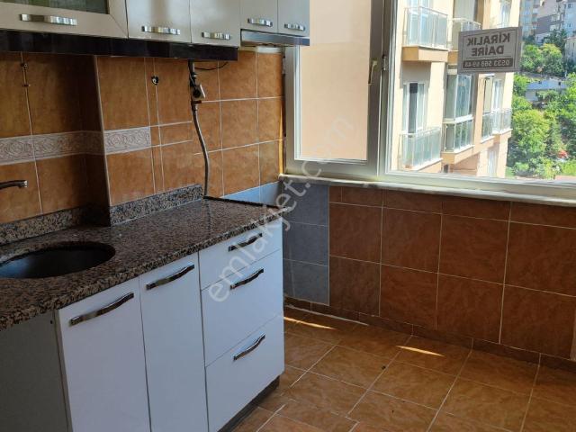 Ümraniye Armağanevler Mahallesi Yüksek Giriş 2+1 70 Metre Balkonlu Kiralık