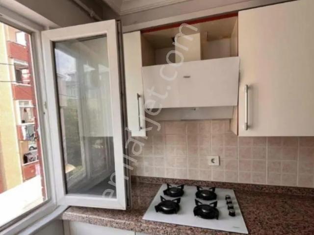 Ümraniye Armağanevler Mahallesi 2.kat 2+1 90 Metre Kiralık Daire
