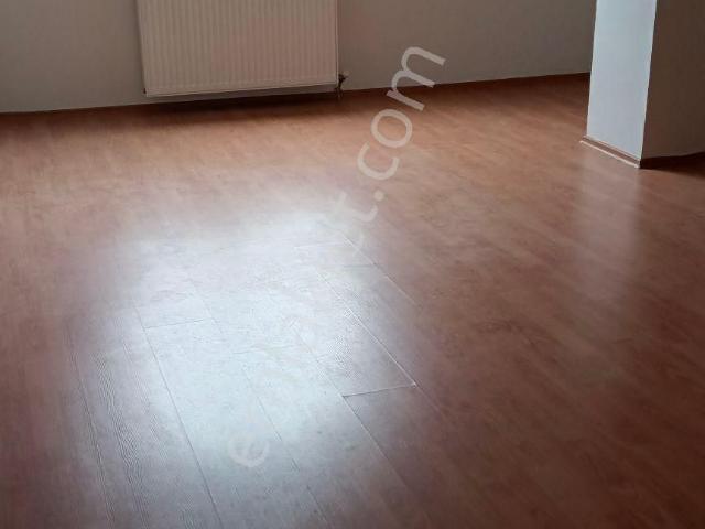 Ümraniye Armağanevler Mahallesi 2.kat 3+1 140 Metre Kiralık Daire Ev Ulaşım Konusunda