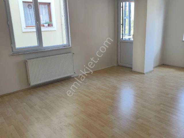 Ümraniye Armağanevlerde Depozitosuz Kiralık Daire