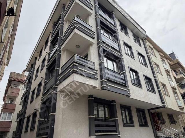 Ümraniye Atatürk Mahallesi Fidan Sokakta Kiralık 2+1 Daire