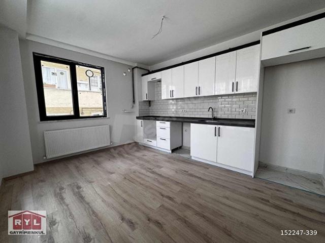 Ümraniye Atatürk yamanevler Mahallesinde Kiralık sıfır 2+1 Daire