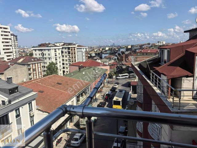Ümraniye D.hastanesine Çok Yakın, Boyalı, Asansörlü 2+1