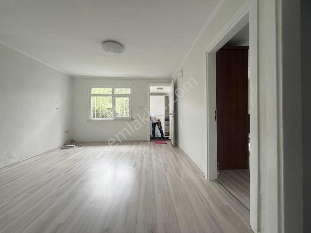 Ümraniye Elmalıkent 1+1 Ayrı Mutfaklı Müstakil Kiralık