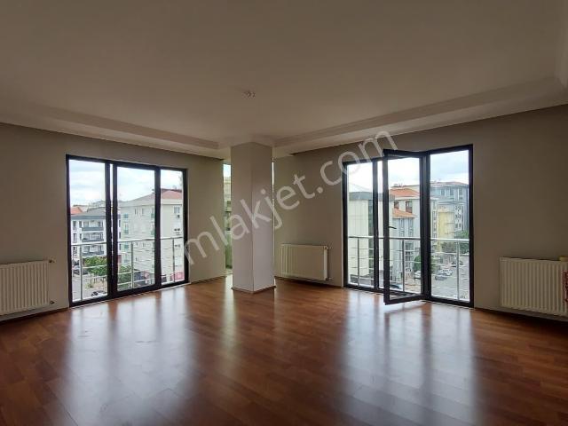 Ümraniye Şerifali 3+1 Kiralık Daire