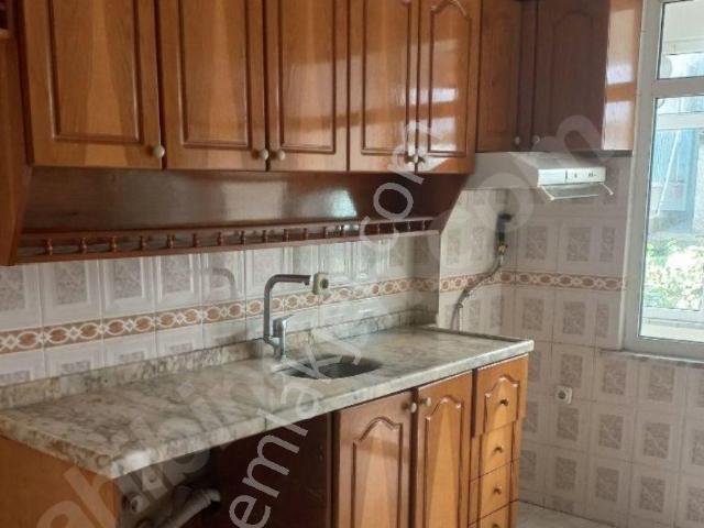 Ümraniye Finans Kent Mahallesi Akdeniz Caddesi Şenol Güneş Bulvarı 3+1 130 Metre 2.kat Kiralık Daire