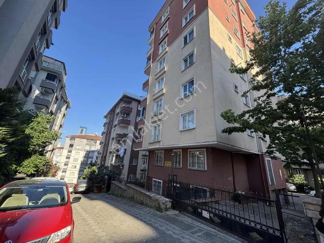 Ümraniye İnkılap Mah'de Güney Cephe Merkezi 3+1 Satılık Daire