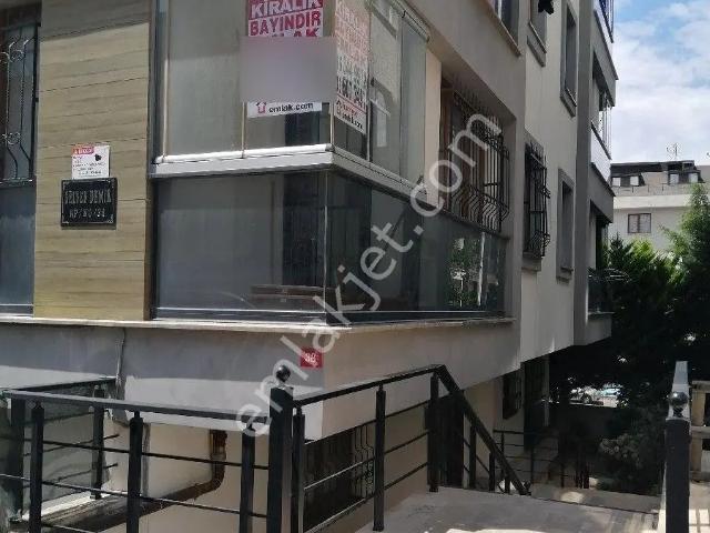 Ümraniye,istiklal,atakent Sınırında,2+1, 80m2,asansörlü,1.kat ara,yeni Binada,kiralık Daire