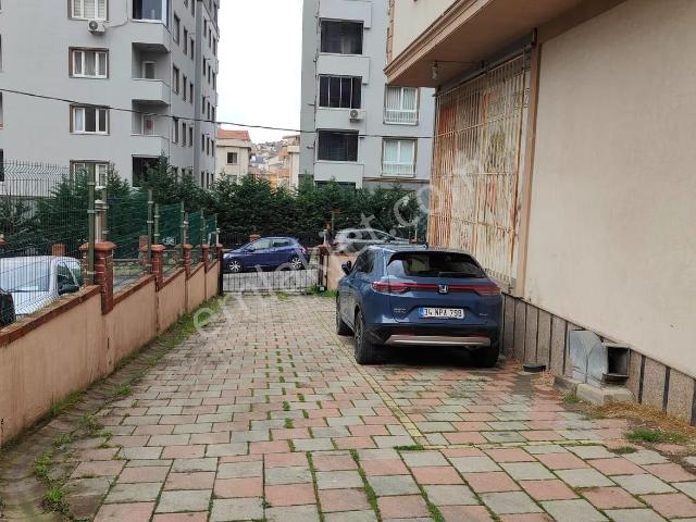 Ümraniye M Akif Mahallesinde Kiralık 3+1 Daire