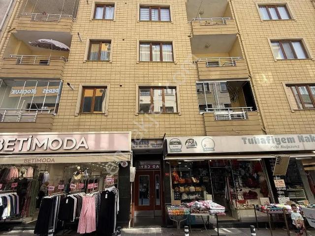 Ümraniye Merkezde Kiralık 3+1 Geniş Ofis 150 M²
