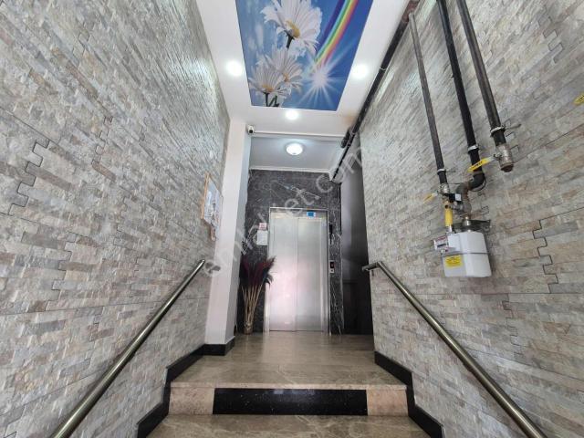Ümraniye Metronun Dibinde 2+1 Kiralık Bakımlı Daire
