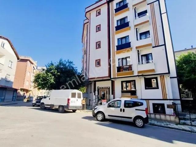 Ümraniye Parseller 120m 3+1 Ters Dubleks İskanlı Kat Mülkiyetli