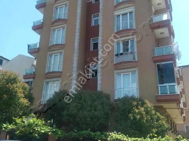 Ümraniye Parseller Mahallesinde 3+1 Kiralık Daire