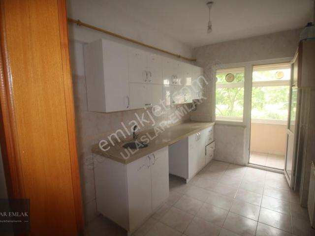 Ümraniye Site Mah. 3+1 140 M2 Kiralık Arakat Daire