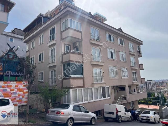 Ümraniye Site Mahallesi Satılık 4+1 Üst Dubleks Daire