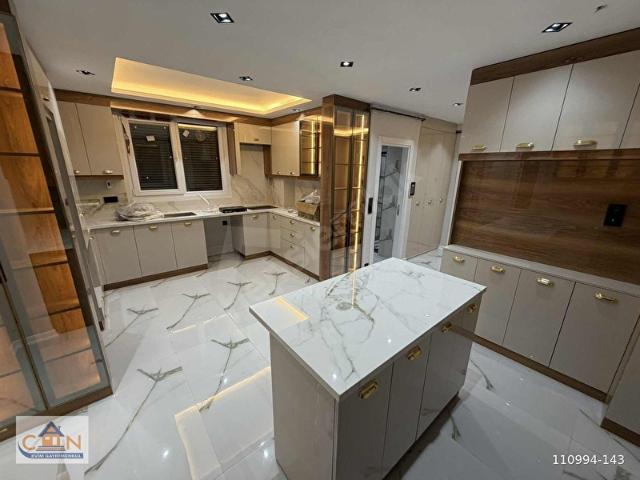 ÜMRANİYE ALTINŞEHİR MH SIFIR METRO DİBİ 4+1 ULTRA LÜKS SATILIK D