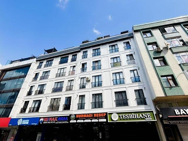 ÜMRANİYE ÇARŞIDA METROYA BİR ADIM MESAFEDE KİRALIK DAİRE