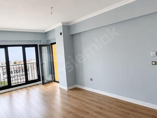 ÜMRANİYE HEKİMBAŞI EMLAK KONUTTA ARA KAT 3+1 SATILIK DAİRE