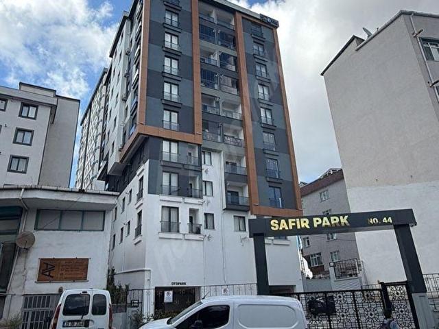 ÜMRANİYE TEPEÜSTÜ MH GENİŞ 2+1 90m2 AÇIK KAPALI OTOPARKLI CADDE ÜSTÜ SİTE İÇİ SATILIK DAİRE