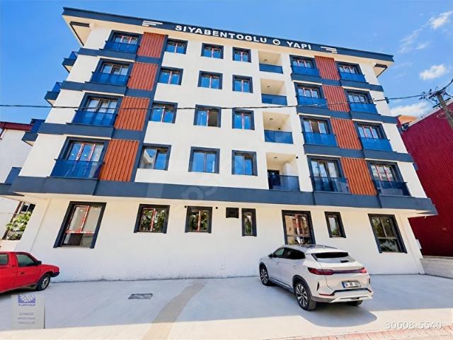 ÜMRANİYE'DE METROGARDEN AVM'nin DİBİNDE SIFIR 3+1 ARAKAT DAİRE