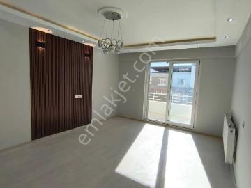Umut Emlaktan Buharkent Merkezde 2+1 120 M2 Daire Satılıktır