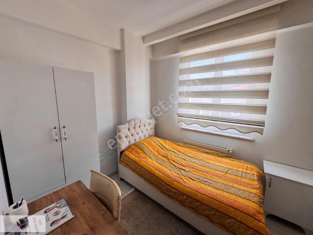 Umut Emlak'tan Eşyalı Kiralık Daire