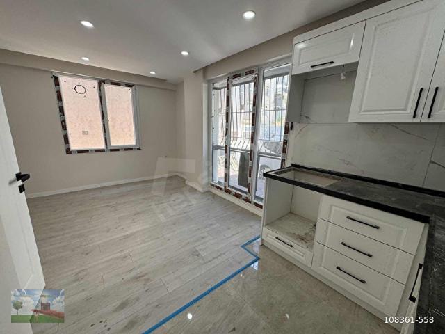 UMUT'TAN KANARYA'DA MARMARAYA YAKIN 2+1 SIFIR SATILIK DAİRE
