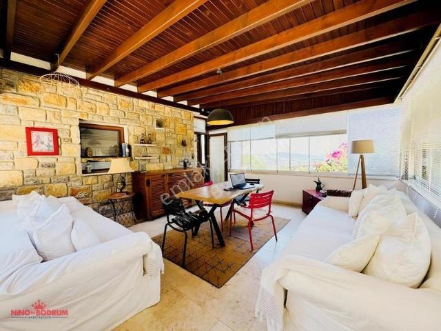 Umurça Da Deniz Manzaralı Kiralık Bahçe Dubleks