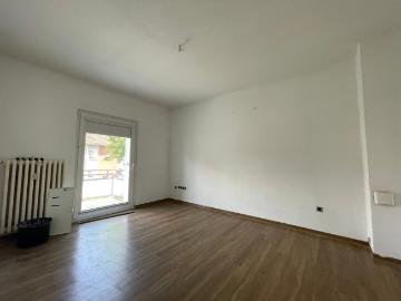 Umzug gefällig? Günstig geschnittene 2 Zi. Wohnung
