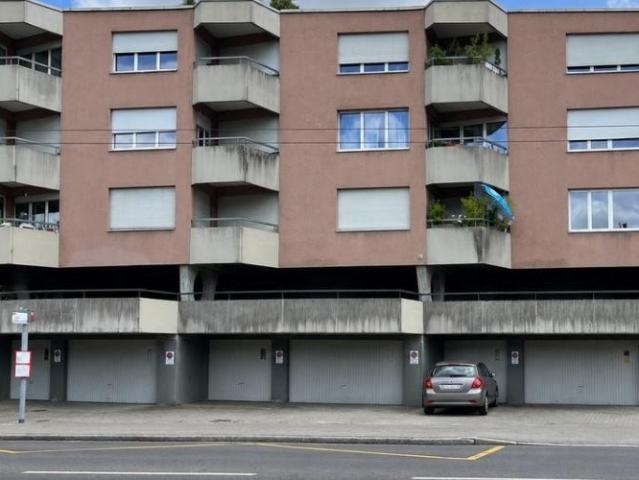 Un 2.5pcs à louer à Bienne Ein 2.5 ZWG in Biel zu vermieten !