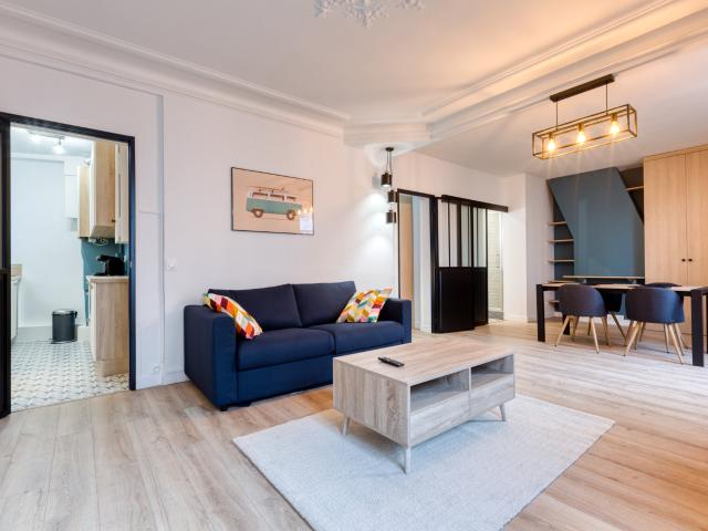 T2 177 Boulevard Lefebvre 75015 Paris