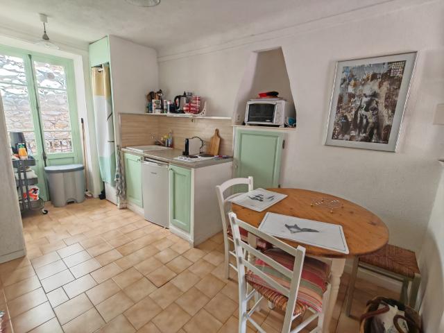 Un véritable cocon avec balcon au cœur de Saint Martin Vésubie