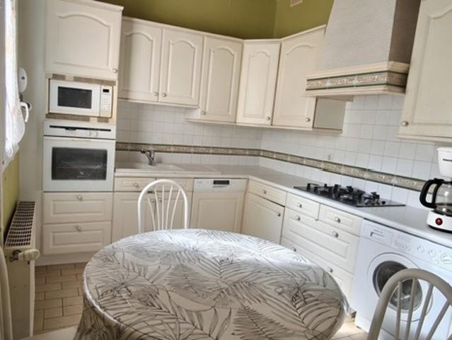 Un véritable havre de paix aux portes du Vexin – Corps de ferme avec fort potentiel ? Maison 9 pièces – 6 chambres – 230 m²