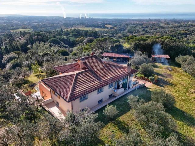 Un angolo autentico di Toscana, tutto da vivere 240m² Rosignano Marittimo