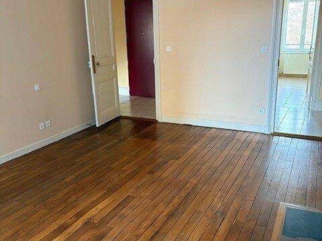 Un appartement T3 centre ville avec balcon