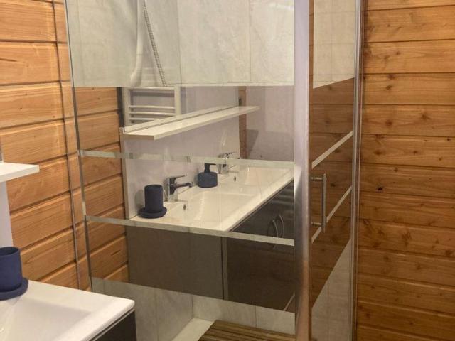 Un appartement à louer à MERVILLE 59660 Le Sart Dans un ensemble immobilier, un apparteme.