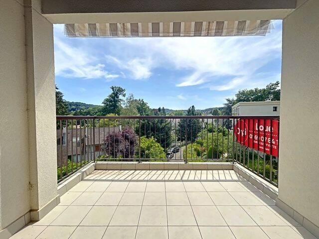 Un appartement à louer de 112,66 m² à Bures sur Yvette