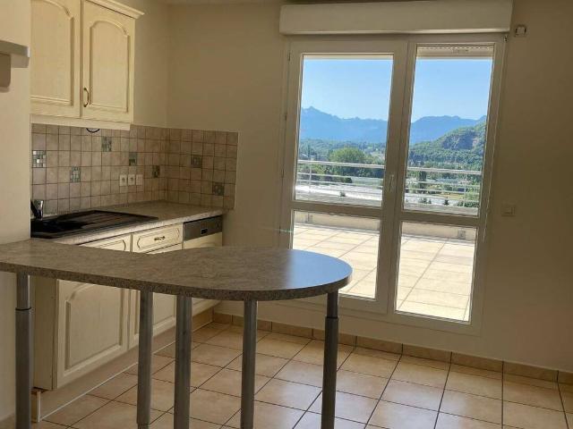 Un appartement de 100 m² au pieds du tram