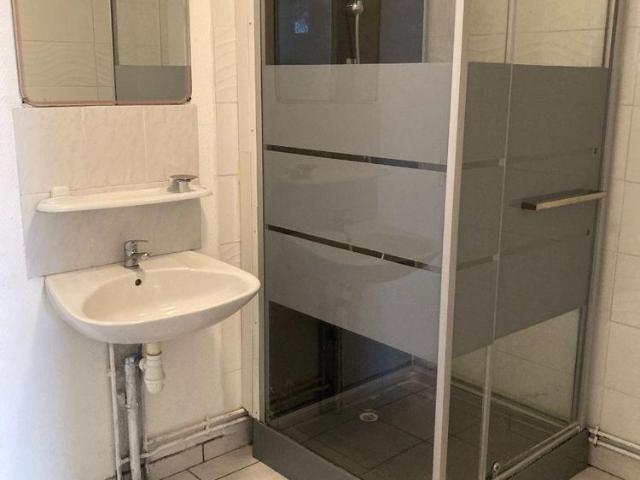 Un appartement de type duplex à louer à MERVILLE 59660 secteur ancienne gare un appartement.