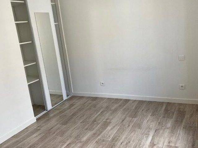Un appartement en duplex T4 centre village