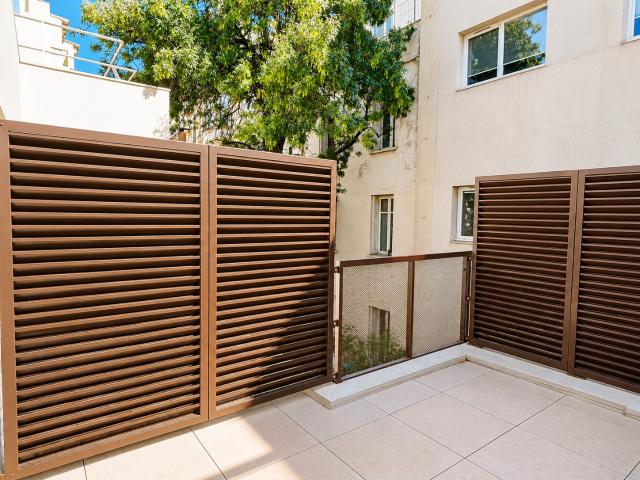 UN APPARTEMENT NEUF, de TYPE 2, AU PREMIER ETAGE AVEC ASCENSUER, A PERPIGNAN