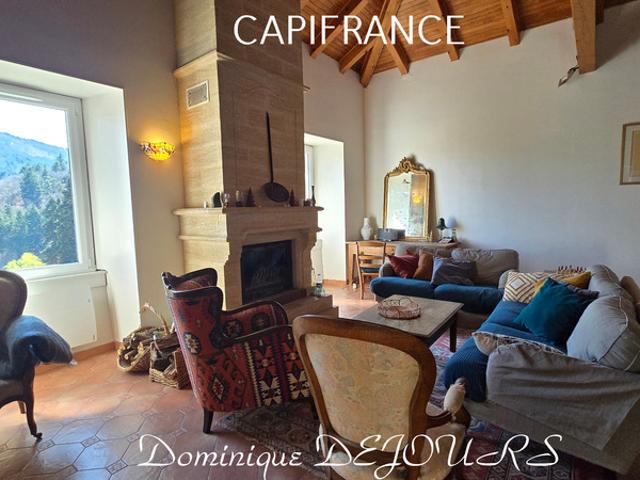 Marcols les eaux, maison en pierres: Un bien d’exception où charme, élégance et confort se rencontrent – coup de cœur immédiat garanti !