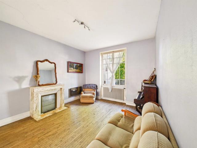Un bien d'exception au potentiel rare, au cœur de Piégut Plu. 235m² Piégut Pluviers