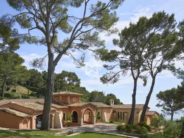 Un Bijou rare sur la Côte d'Azur avec vue mer 350m² Cannes