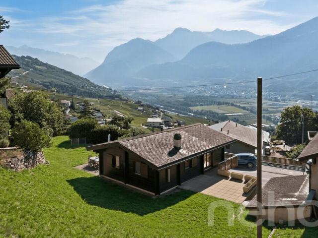 Un charmant chalet avec une vue imprenable plein sud
