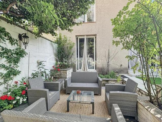 Un coin de paradis de 120m2 avec un magnifique patio, un garage à PALAVAS